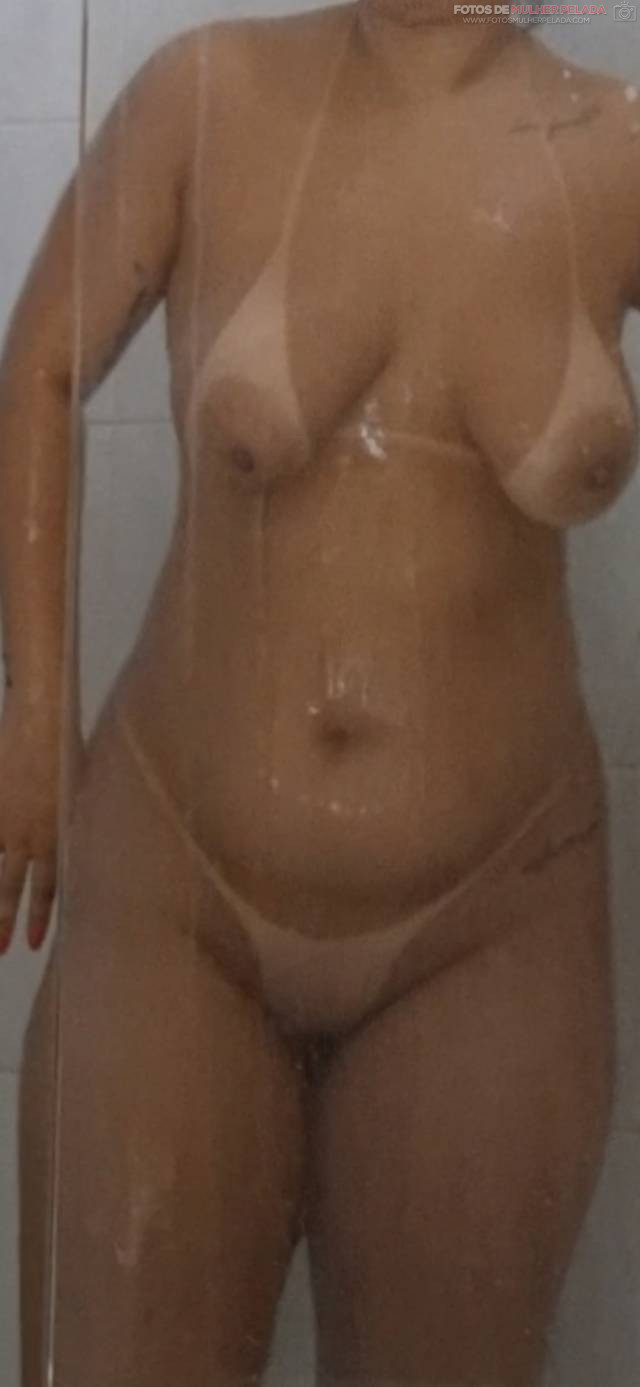 Sexo Gostoso e Masturbação com Coroa Peituda e Safada